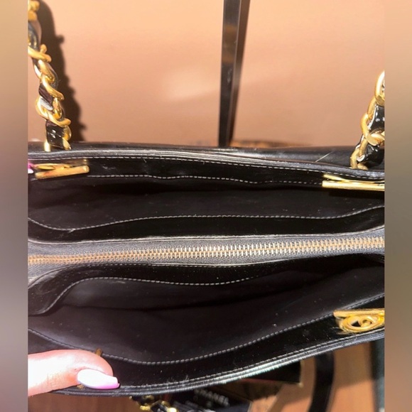 Chanel Vintage Black Patent Leather Chain Tote Shoulder Bag - Picture 8 of 12